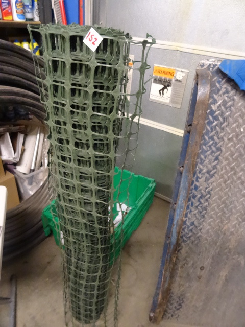 lot 152 image: NEW Roll Tenax Poly Home Fence, Green, 2x2 in mesh, 4 x 50 ft