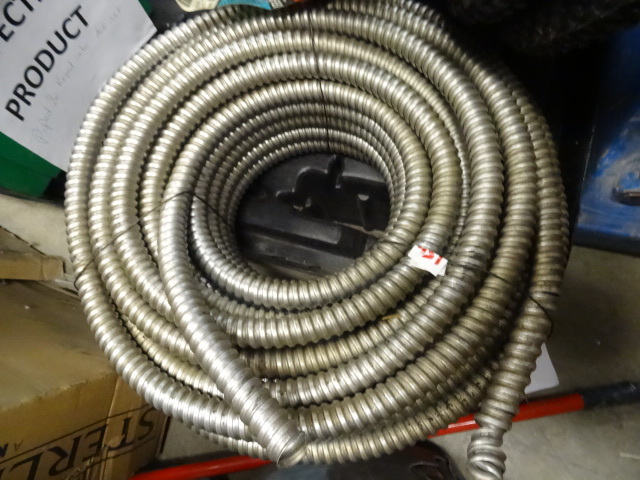 lot 154 image: NEW Roll Flexible Aluminum Conduit 3  4 in x 100 ft Type RW