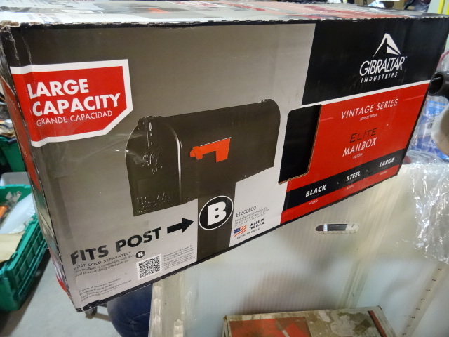 lot 19 image: NEW Gibralter Elite Large Capacity Mailbox Vintage Series, Black, Steel 10.9x8.5x22.2 in Post sold Seperately
