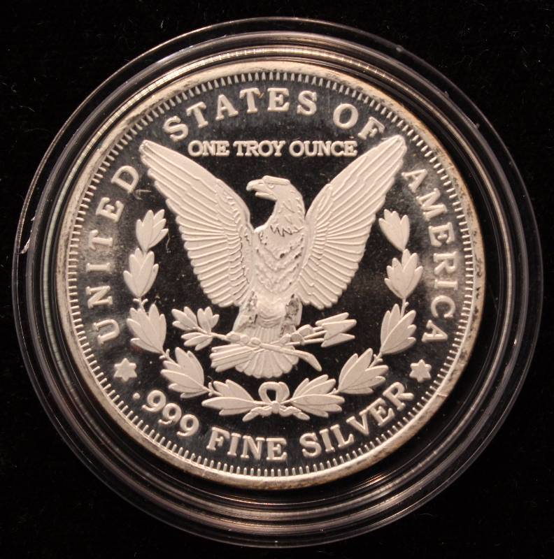 1 TROY OZ. .999 FINE SILVER 2016 MORGAN DOLLAR DESIGN IN AIRTITE