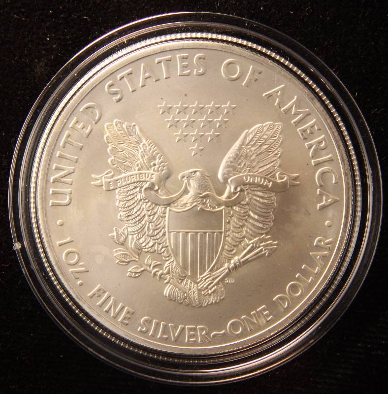 2014 AMERICAN SILVER EAGLE 1 TROY OZ. .999 FINE SILVER DOLLAR IN AIRTITE CAPSULE