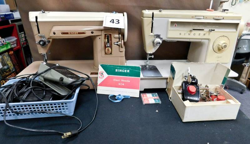 2 singer sewing machines