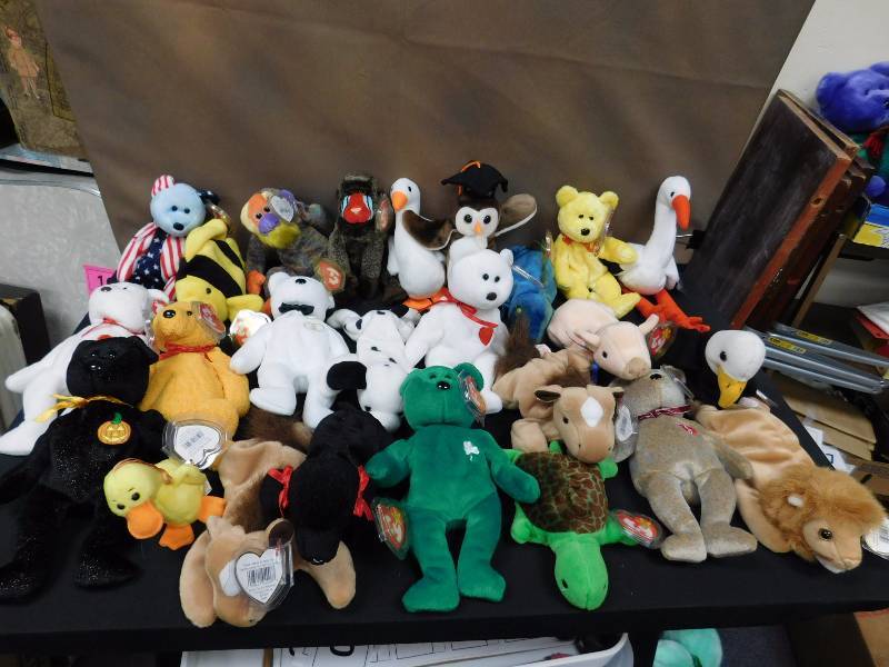 25 beanie babies