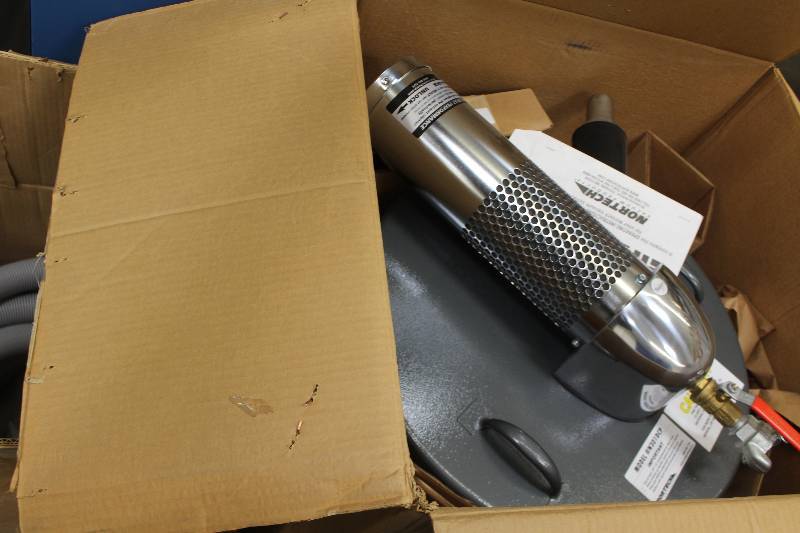 lot 4 image: Nortech Guardair 30-Gallon Powder Coating Unit w 1-12in. Vacuum Hose & Tools