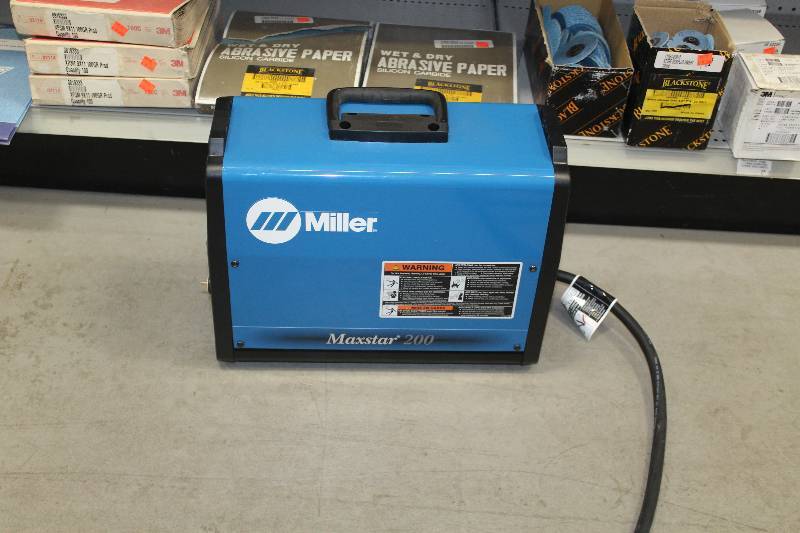 lot 1 image: Miller Maxstar DC 200 TIGStick Welder