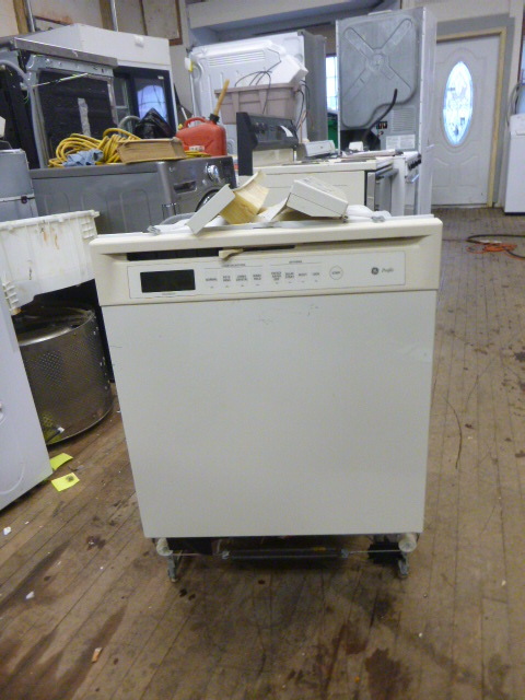 lot 7 image: GE Profile Dishwasher
