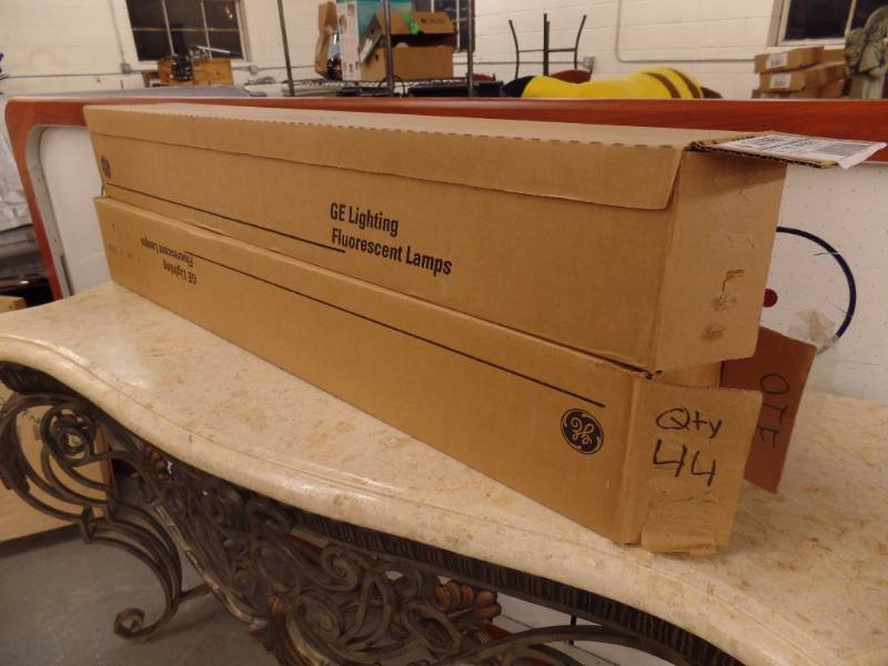 T-8 Fluorescent Tubes