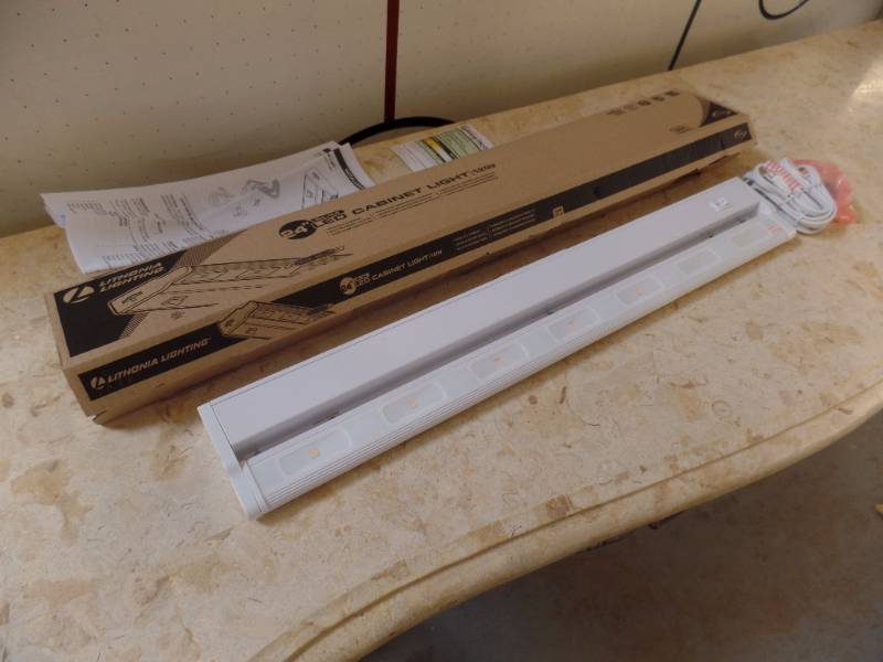 Slim LED Under Cabinet Light