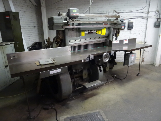 lot 32 image: Seybold paper cutter. Series 60. Mo...