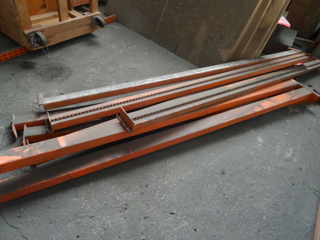 lot 36 image: Paltier pallet rack beams. 108 x 4....