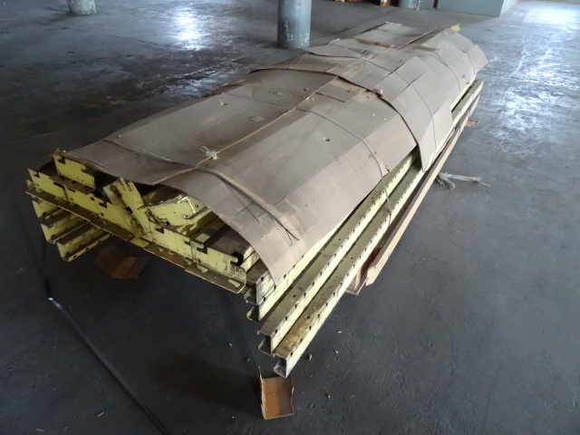 lot 75 image: Speed rack pallet racking. Uprights...