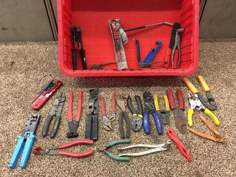 lot 29 image: Tote Of Assorted Hand Tools, Wire ...