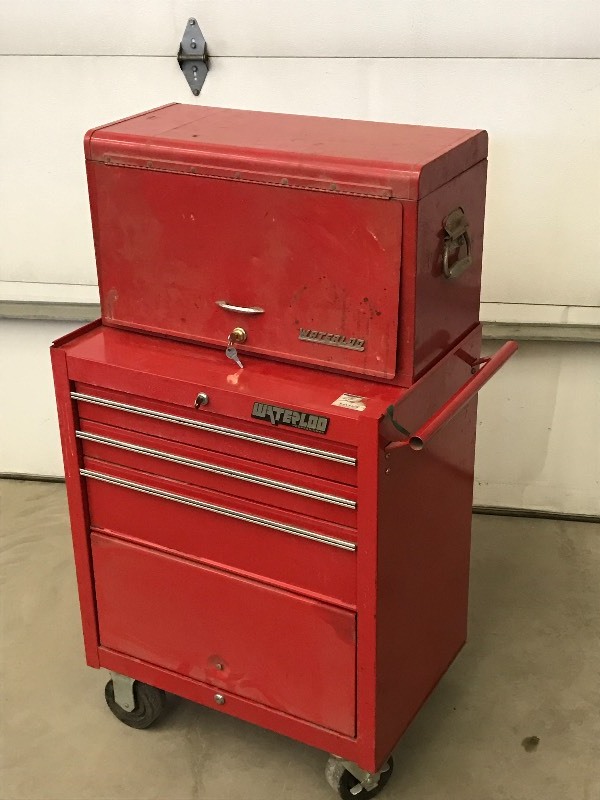 lot 46 image: 2-Piece Rolling Mechanics Tool Ches...