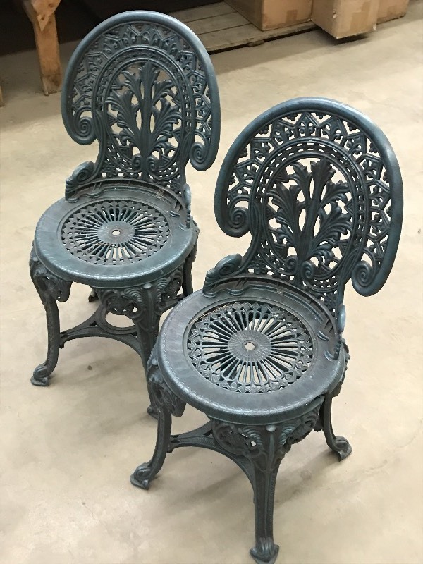 lot 116 image: (2) Plastic Patio Chairs ...