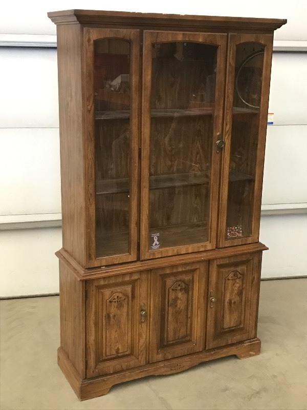 lot 31 image: 2-Piece Glass-Front China Hutch, 4...