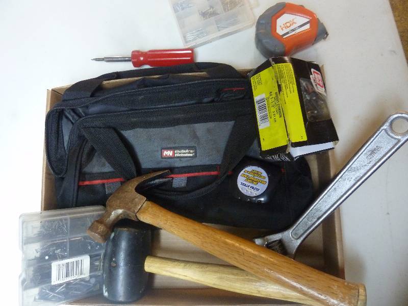 lot 15 image: Tool Lot