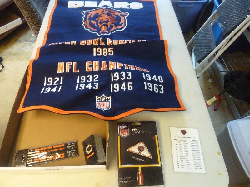 lot 86 image: Chicago Bears Memorabilia