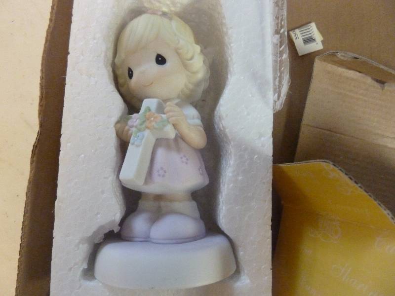 lot 134 image: Precious Moments Porcelain Figurine