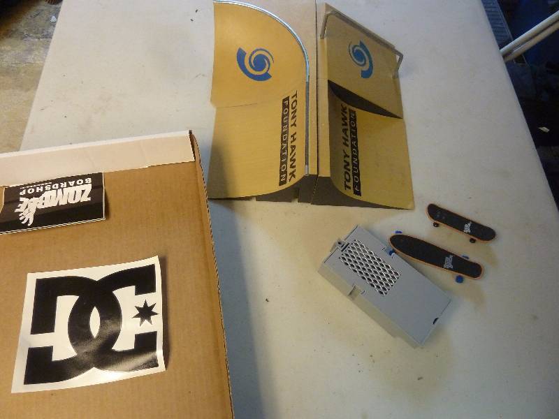 lot 136 image: Tech Deck Lot
