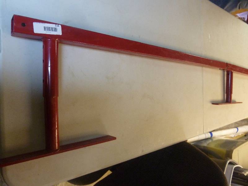 lot 116 image: Skateboard Grind Rail