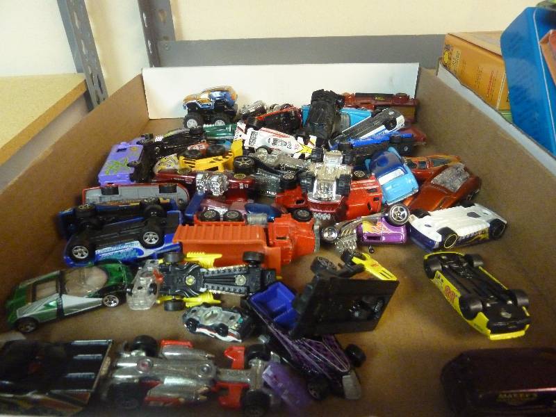 lot 126 image: Hot Wheels Lot