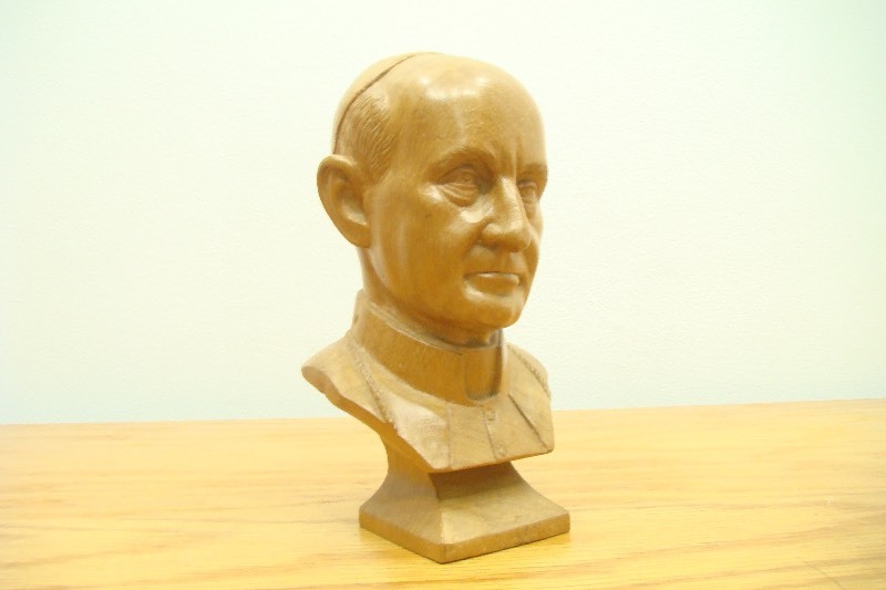 8 Wood Carved Younger Pope John Paul Bust