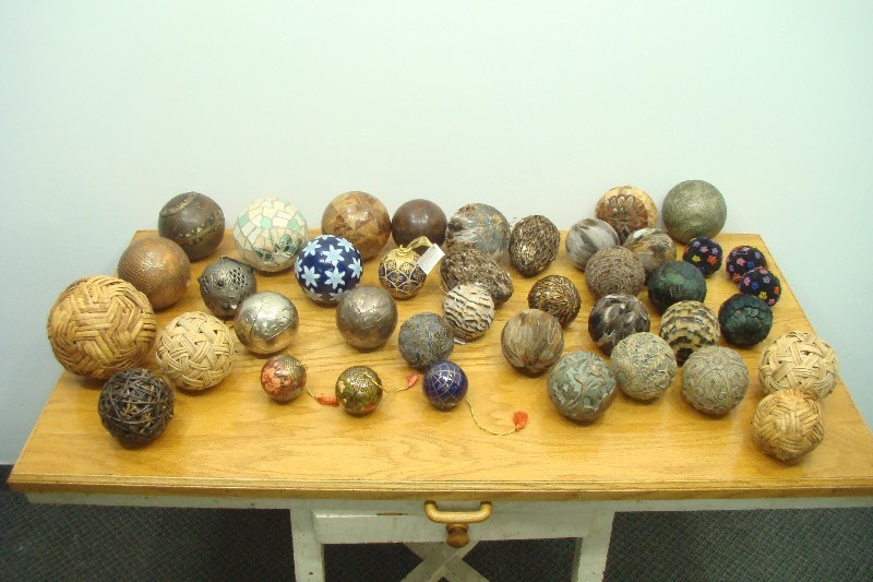 Large Lot of Decorative Balls, Ornaments, etc.