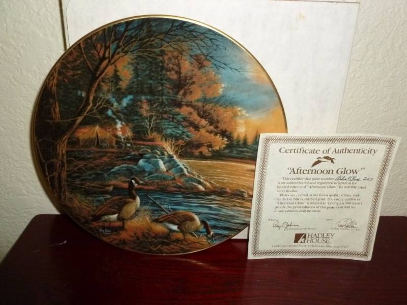 lot 72 image: Terry Redlin Collector Plate