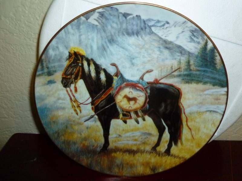lot 85 image: Perillo Collector Plate