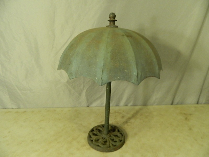 lot 11 image: Cool Old Metal Umbrella Statue