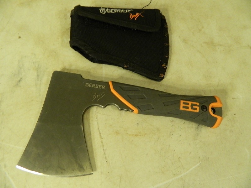 lot 31 image: Gerber Bear Grylls Hatchet