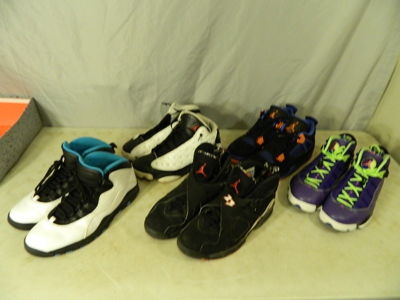 lot 51 image: Nike Air Jordan Shoes