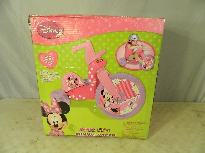 lot 86 image: New Disney Minnie Racer