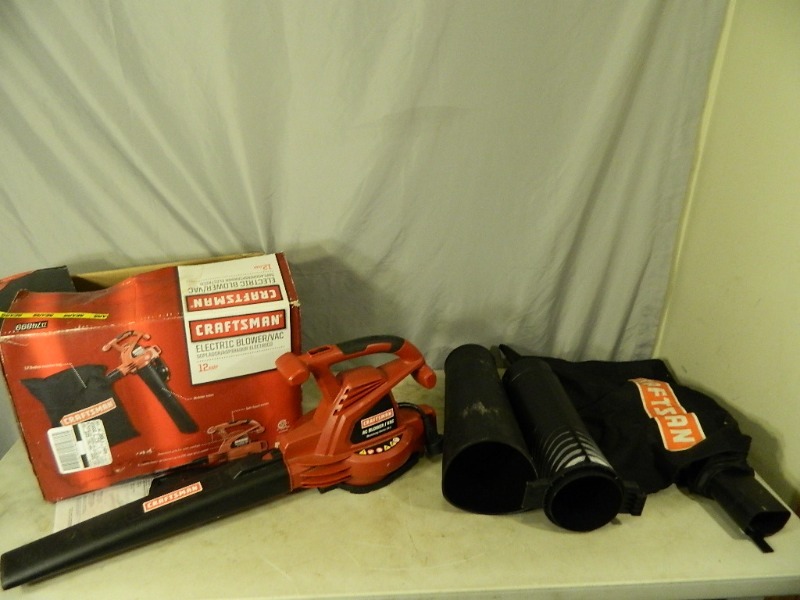 lot 110 image: Craftsman Electric Blower