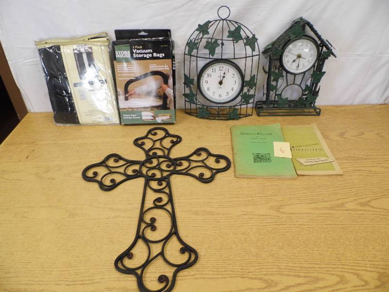 Storage Bags - Clocks - Cross