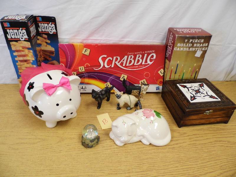 Board Games - Cats - Piggy Bank