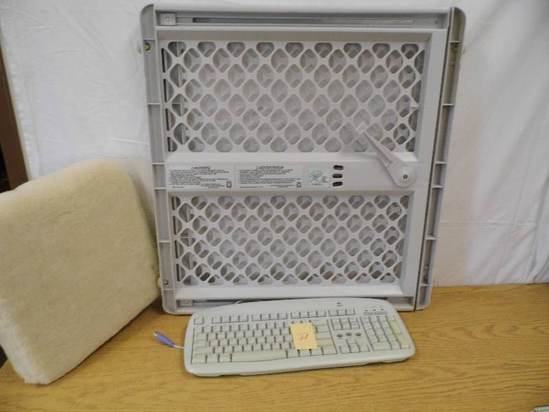 Baby Gate & Keyboard