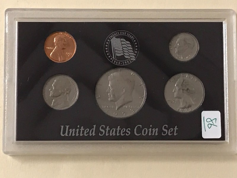 lot 86 image: 1973 Uncirculated U.S. Mint Set, Ca...