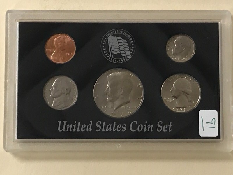 lot 91 image: 1978 Uncirculated U.S. Mint Set, Ca...