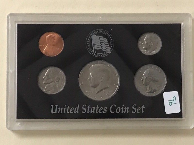 lot 96 image: 1983 Uncirculated U.S. Mint Set, Ca...