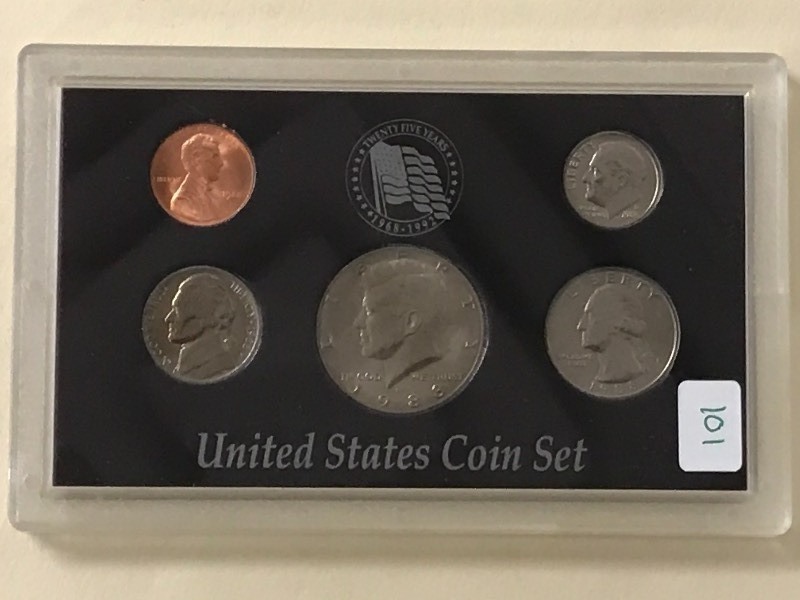 lot 101 image: 1988 Uncirculated U.S. Mint Set, Ca...