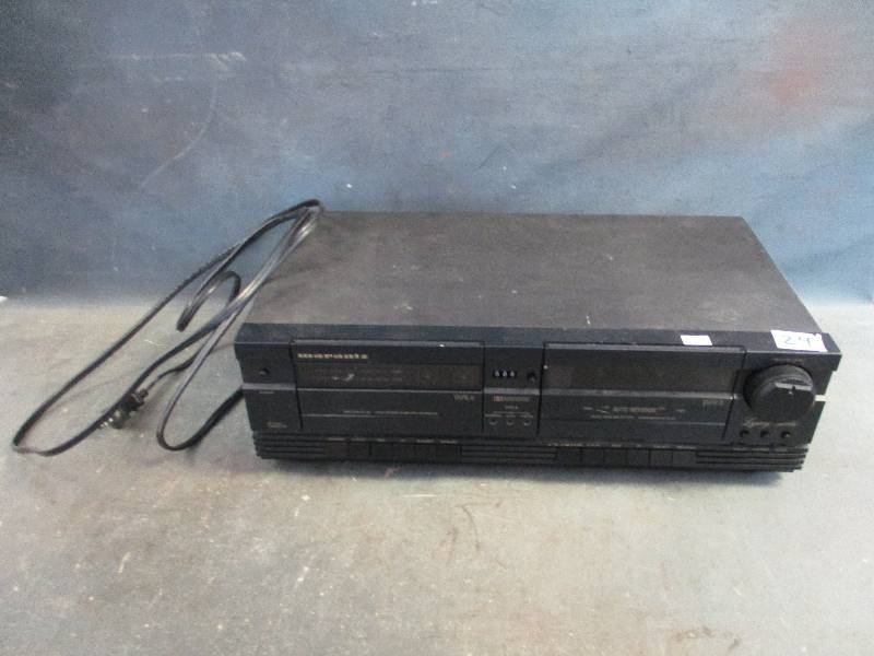lot 24 image: Marantz Cassette Player