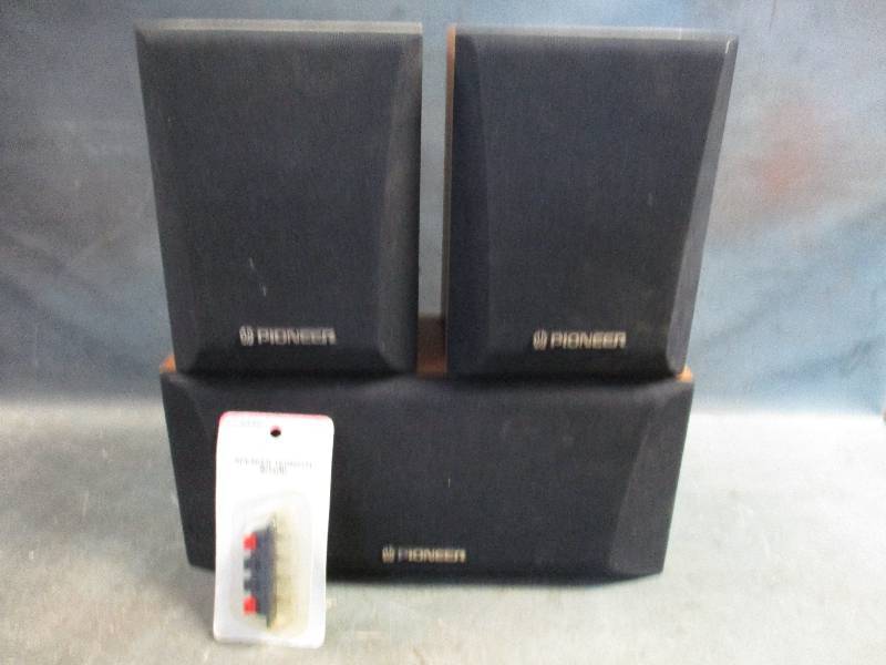 lot 39 image: Pioneer Surround Sound Speakers & Terminal Board
