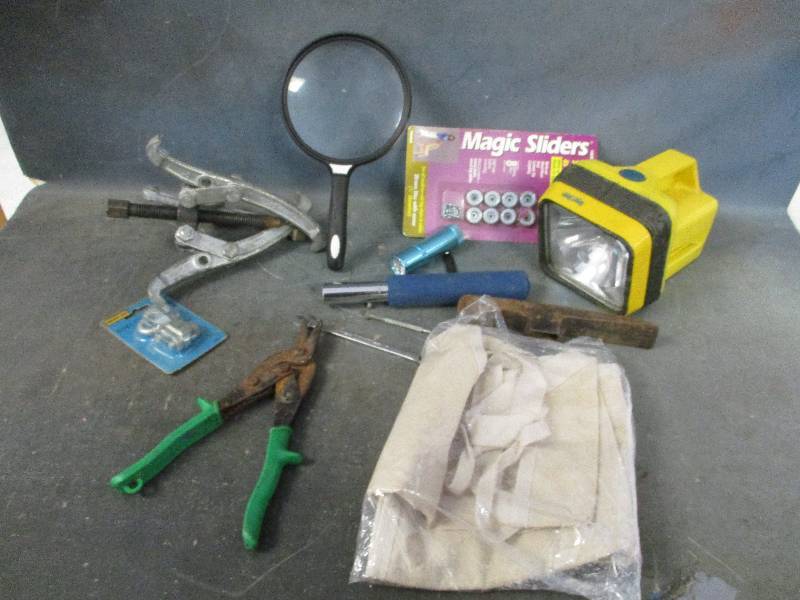lot 41 image: Tools & More