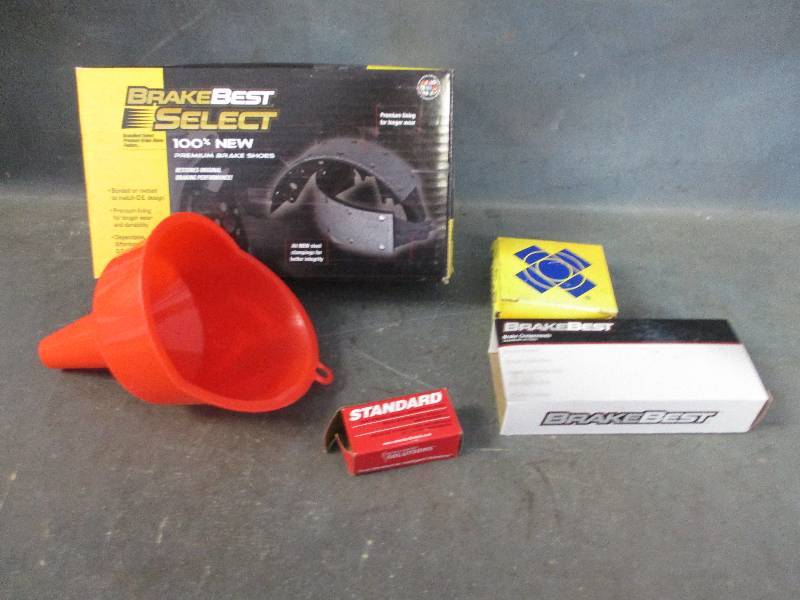 lot 47 image: Auto Parts