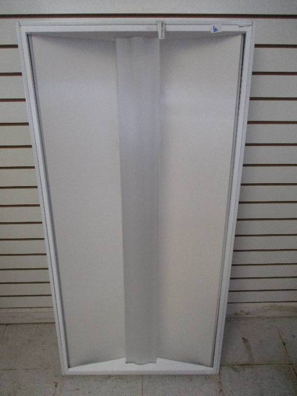 lot 6 image: Shop Light
