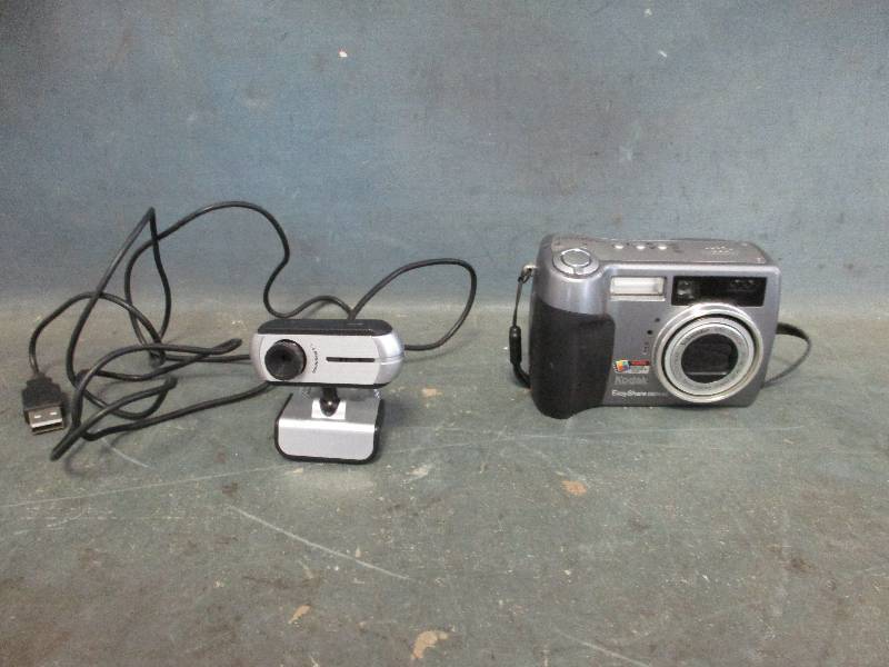 lot 14 image: Digital Camera and Web Cam