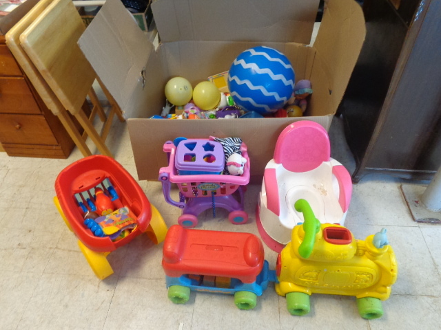 lot 132 image: Box Full Of Childrens Toys