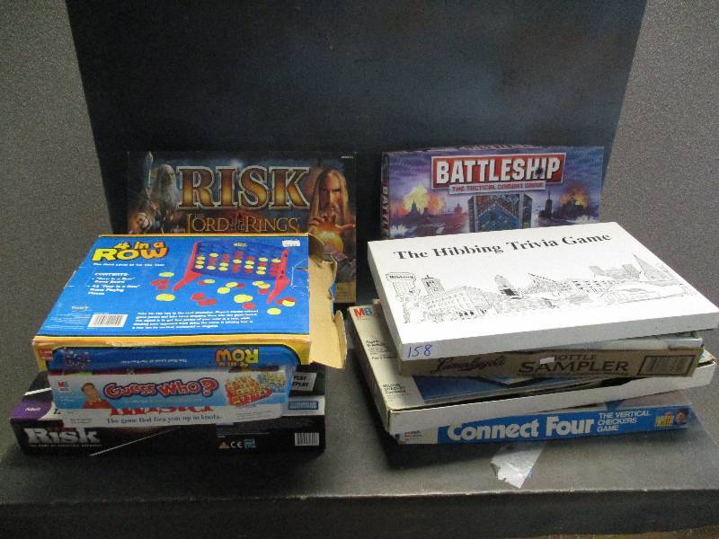 lot 158 image: 10 Board Games