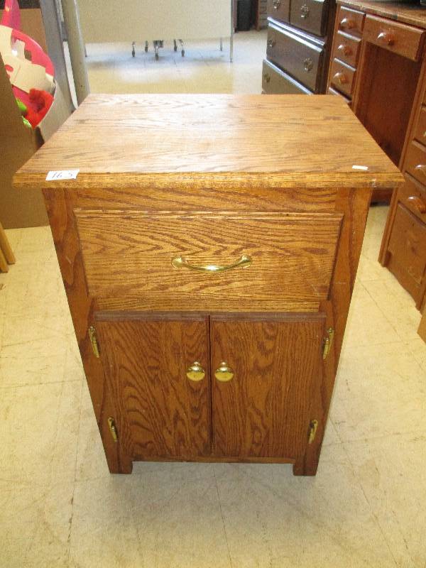 lot 165 image: Wood Cabinet